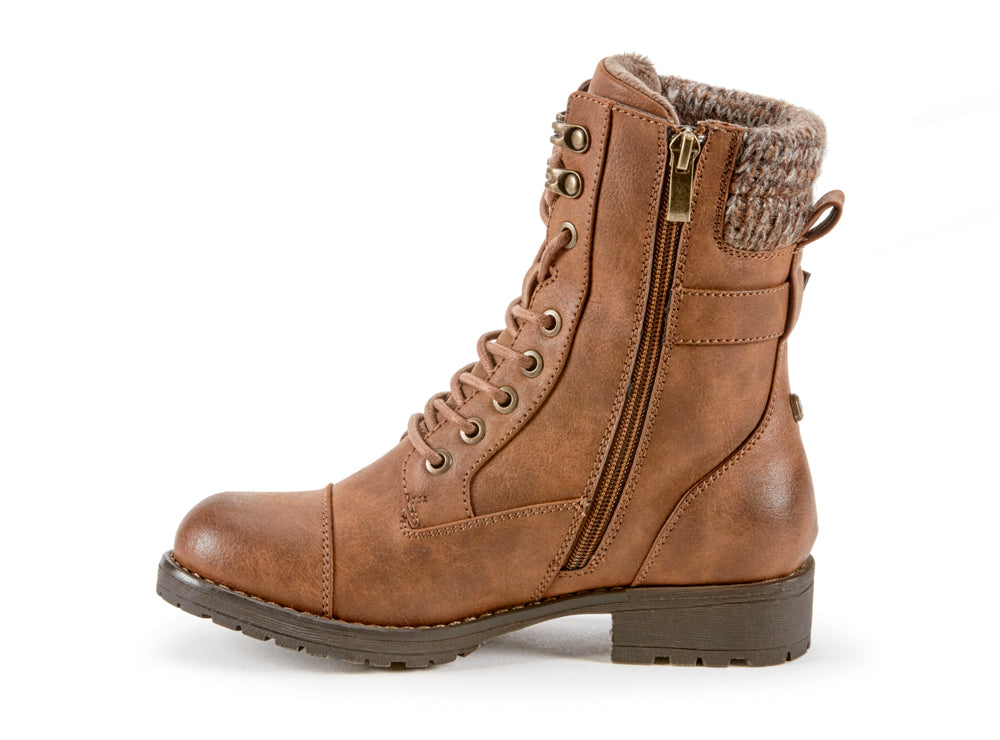 Yellow Shoes | Missy-Light Boots-Casual-Flat & Med. Shaft | Laurell |