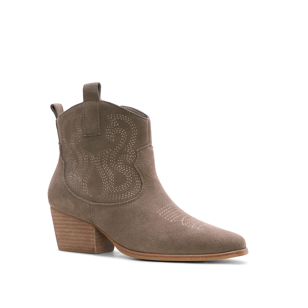 Yellow Shoes | Women's Fashion Light Boots | ARIZONA | 122086-05-ARIZONA-03.jpg