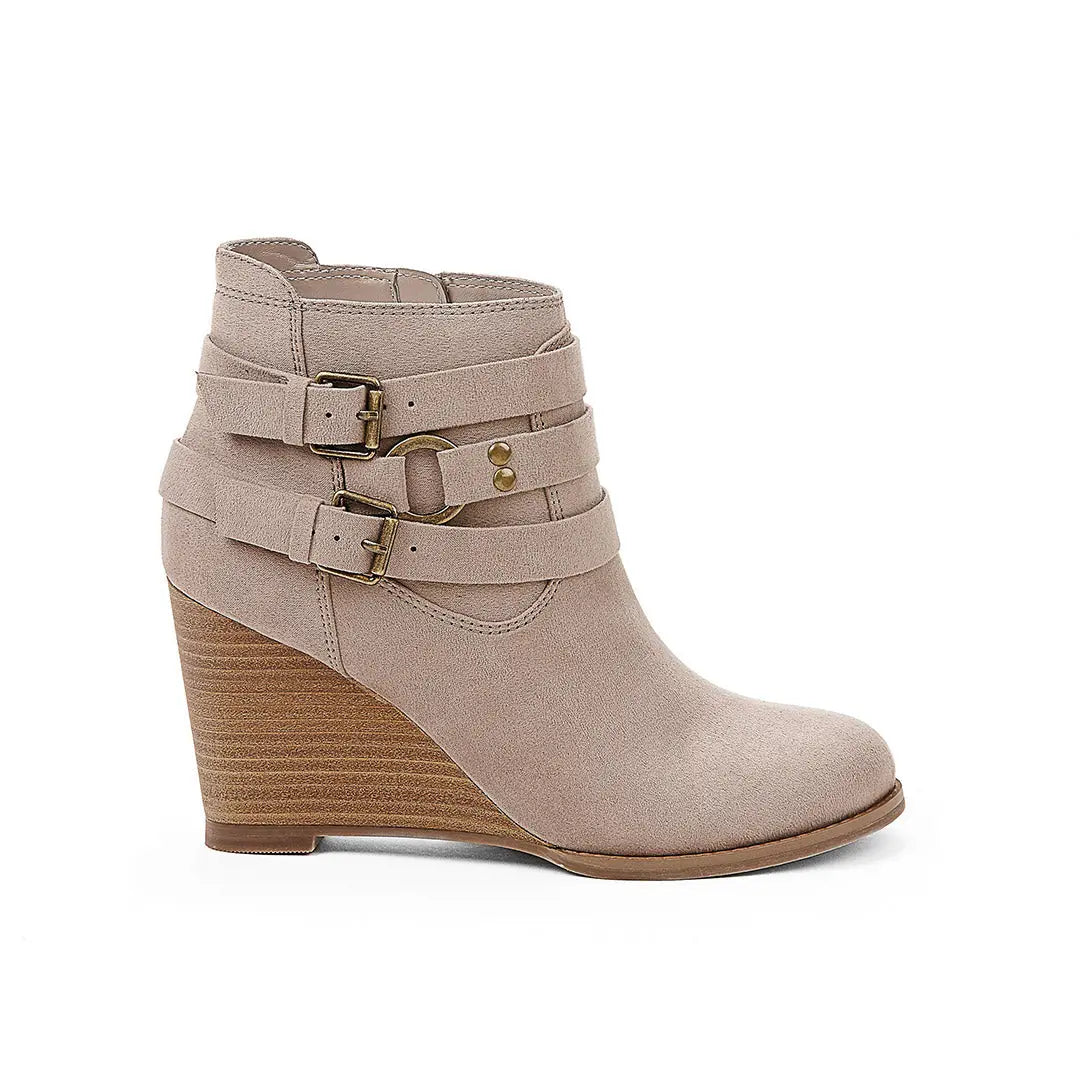 105833-25-daysnnight-1522500070-Day'n'night-Women's Fashion Light Boots-chelsee girl-Yellow Shoes