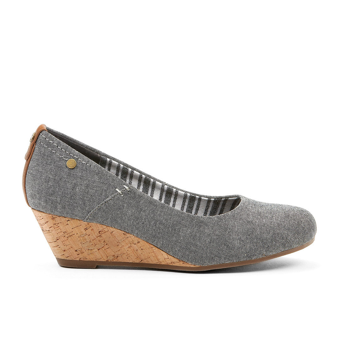 106993-05-majorca_b6e2992f-93e8-43db-897d-1f2251148820-106993-05-Majorca-Women's Dress Shoes-Chelsee Girl-Yellow Shoes