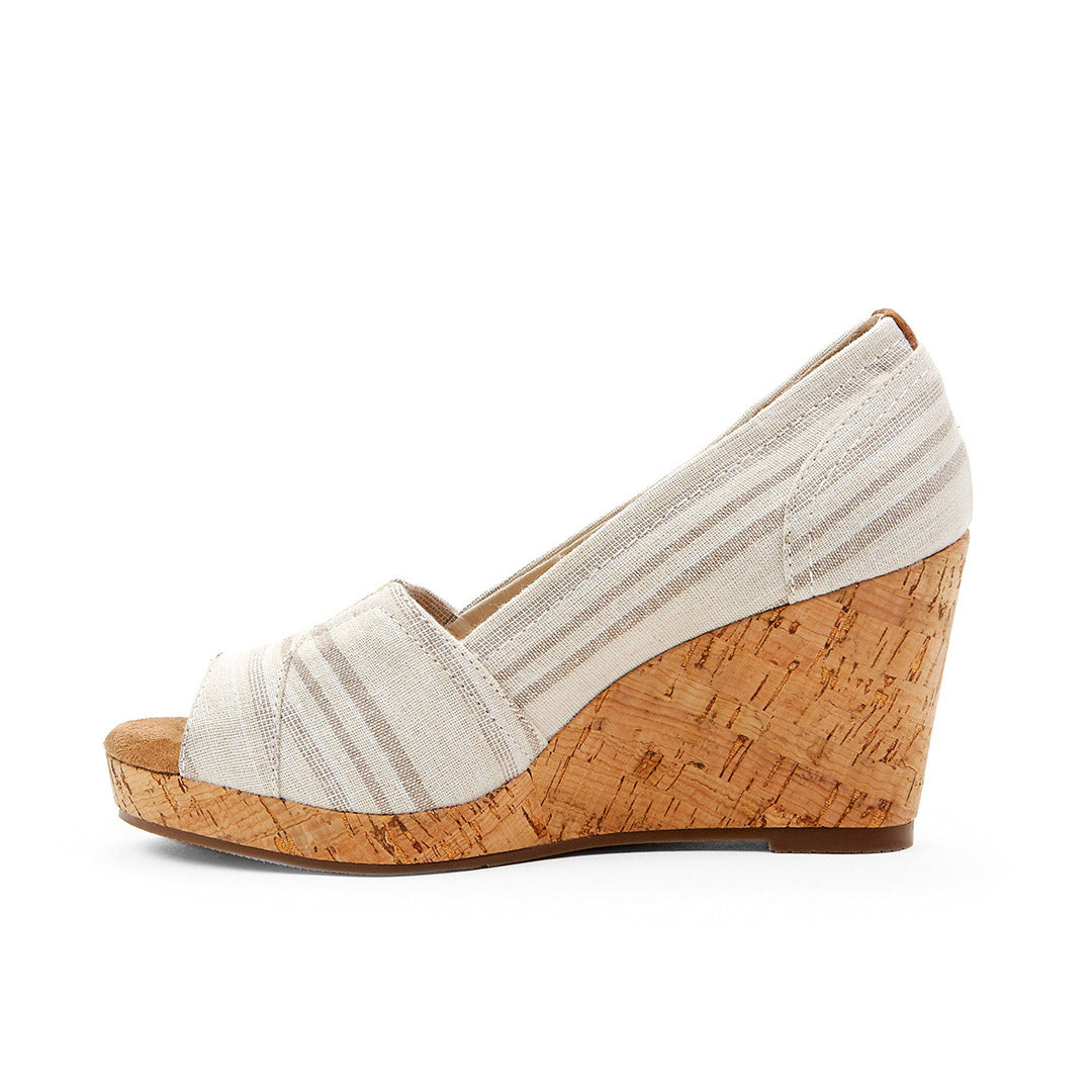 107000-29-rioja-3_c70ed973-0cc6-4fef-97f6-589f6d274a38-Rioja-Women's Sandals-Chelsee Girl-Yellow Shoes