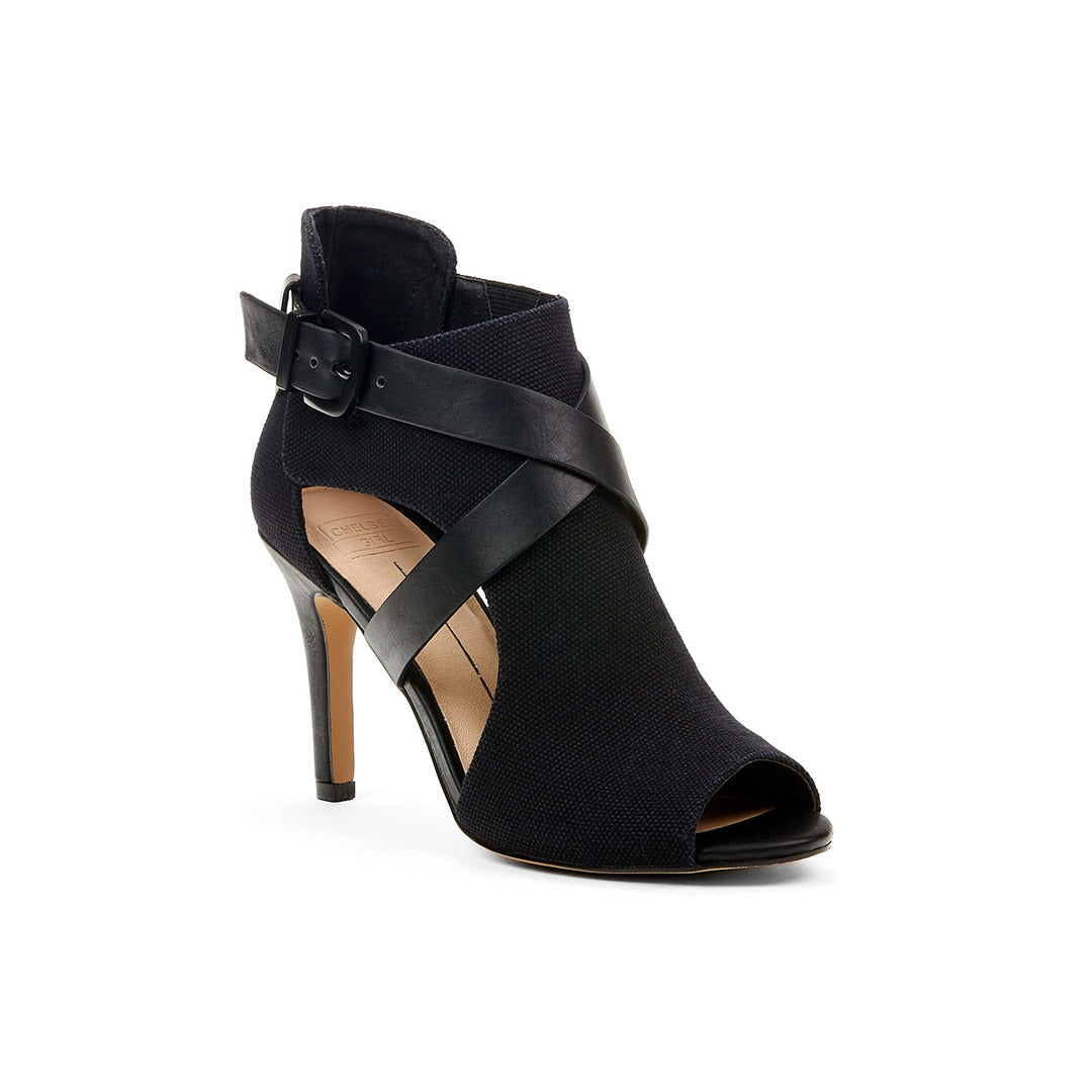 107097-01-bridge-1_25530566-9f98-421e-8dab-bab7ca84de16-Bridge-Women's Sandals-Chelsee Girl-Yellow Shoes