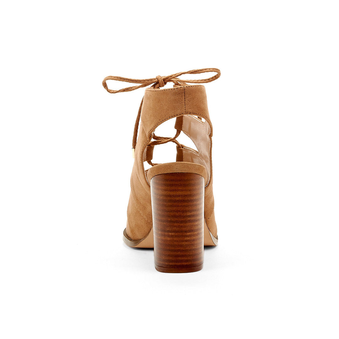 107101-31-colonia-4_013aa345-0cf0-4b9d-a437-6661766c30bd-Colonia-Women's Sandals-Chelsee Girl-Yellow Shoes
