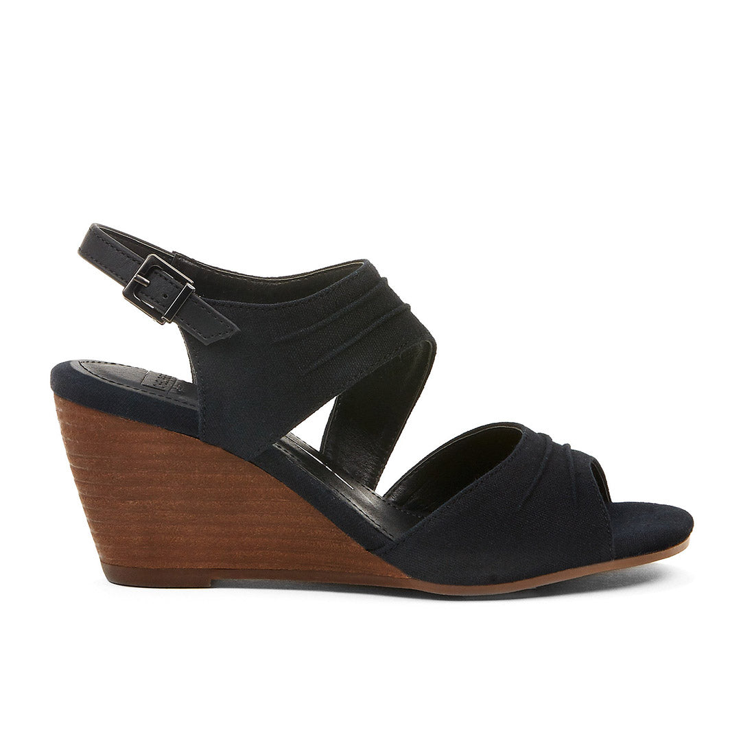 107135-01-paraguas_1d4b6280-37c4-4e37-acc4-d4a46be16907-1649900050-Paraguas-Women's Sandals-Chelsee Girl-Yellow Shoes