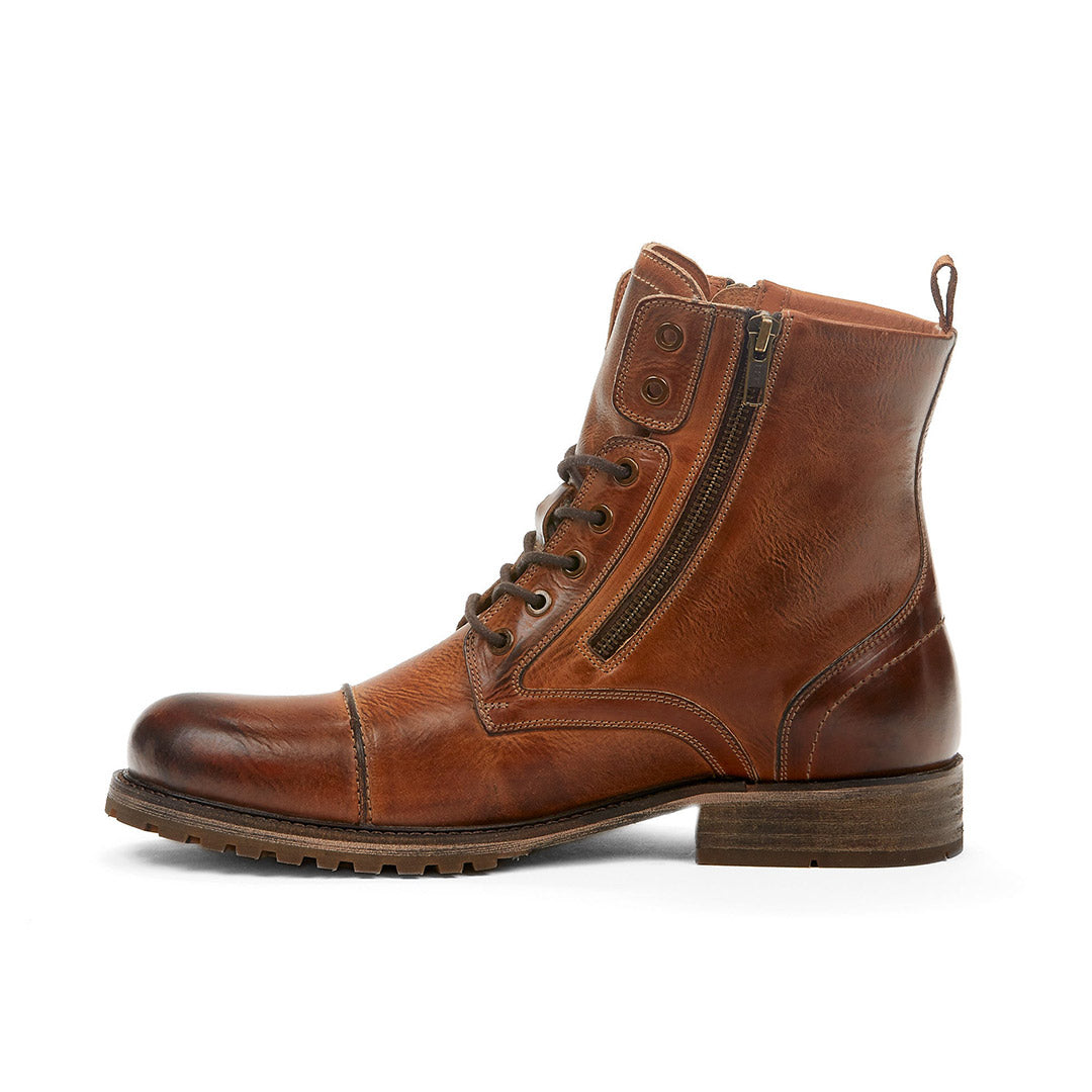 107710-30-static-3_628c5d8a-8fe4-4e27-beda-c080417d17df-Static-Men's Fashion Light Boots-Riverstone-Yellow Shoes