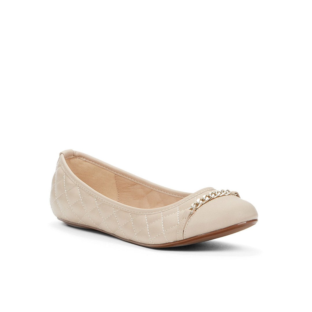 107850-30-alive-1_329167a8-32b5-4722-aba0-38e458b51f77-Alive-Women's Casual Shoes-Chelsee Girl-Yellow Shoes