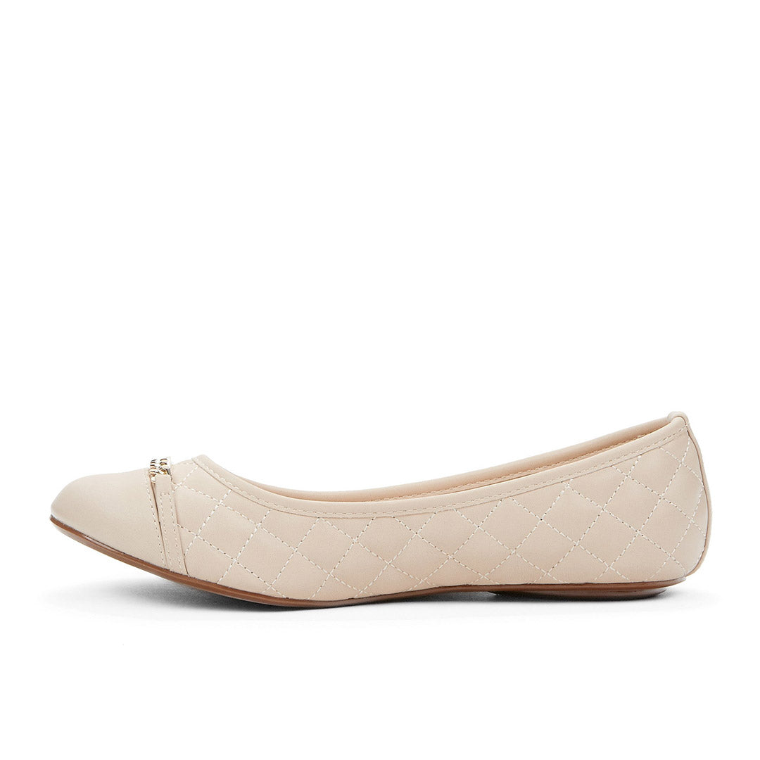 107850-30-alive-3_4cfa2290-6897-40d0-b31b-df017ad148b8-Alive-Women's Casual Shoes-Chelsee Girl-Yellow Shoes