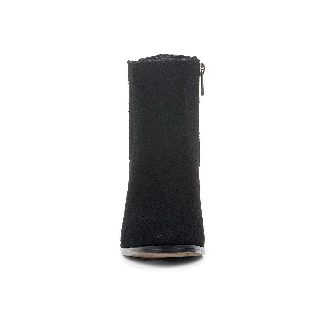 107891-01-taken-2_555e8f76-419b-489c-858d-a1329eb9df0b-Taken-Women's Fashion Light Boots-Chelsee Girl-Yellow Shoes