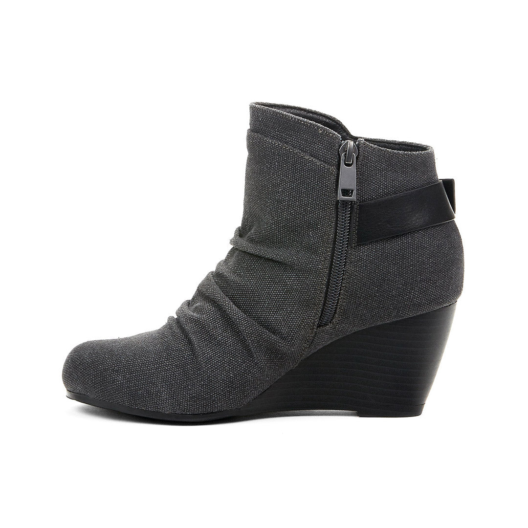 107892-47-stone-3-Stone-Women's Fashion Light Boots-Chelsee Girl-Yellow Shoes
