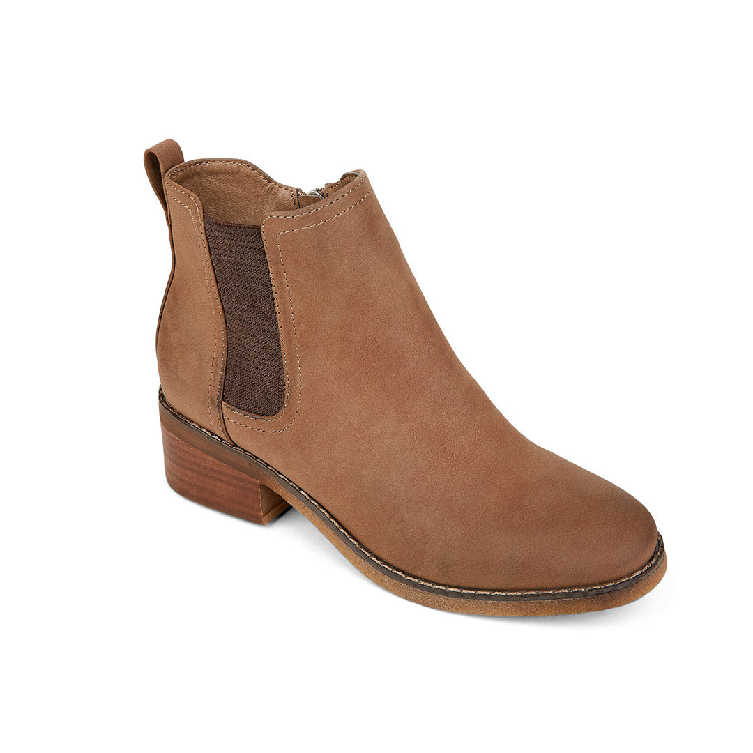 109651-25-roots-03_6f437d91-0957-47b0-9391-250521903f74-Roots-Women's Fashion Light Boots-Chelsee Girl-Yellow Shoes
