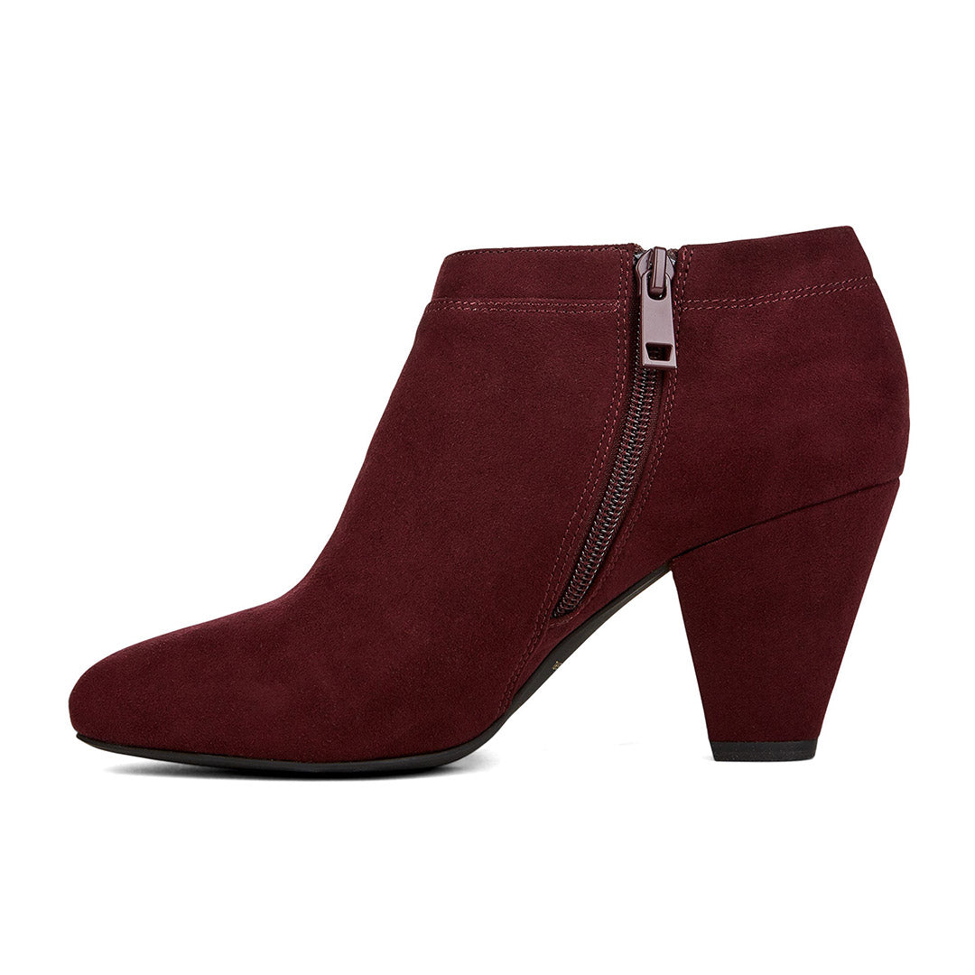 110007-24-shootie-02_f053b8e0-96a2-44aa-8936-bd4d695795b8-Shootie-Women's High Heel Shoes-Chelsee Girl-Yellow Shoes