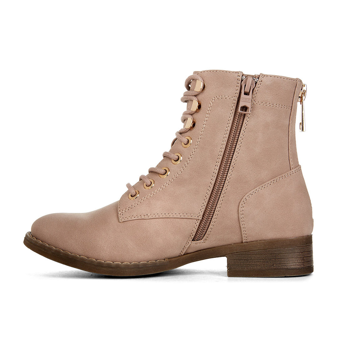 111042-68-scout-02-Scout-Women's Fashion Light Boots-Chelsee Girl-Yellow Shoes