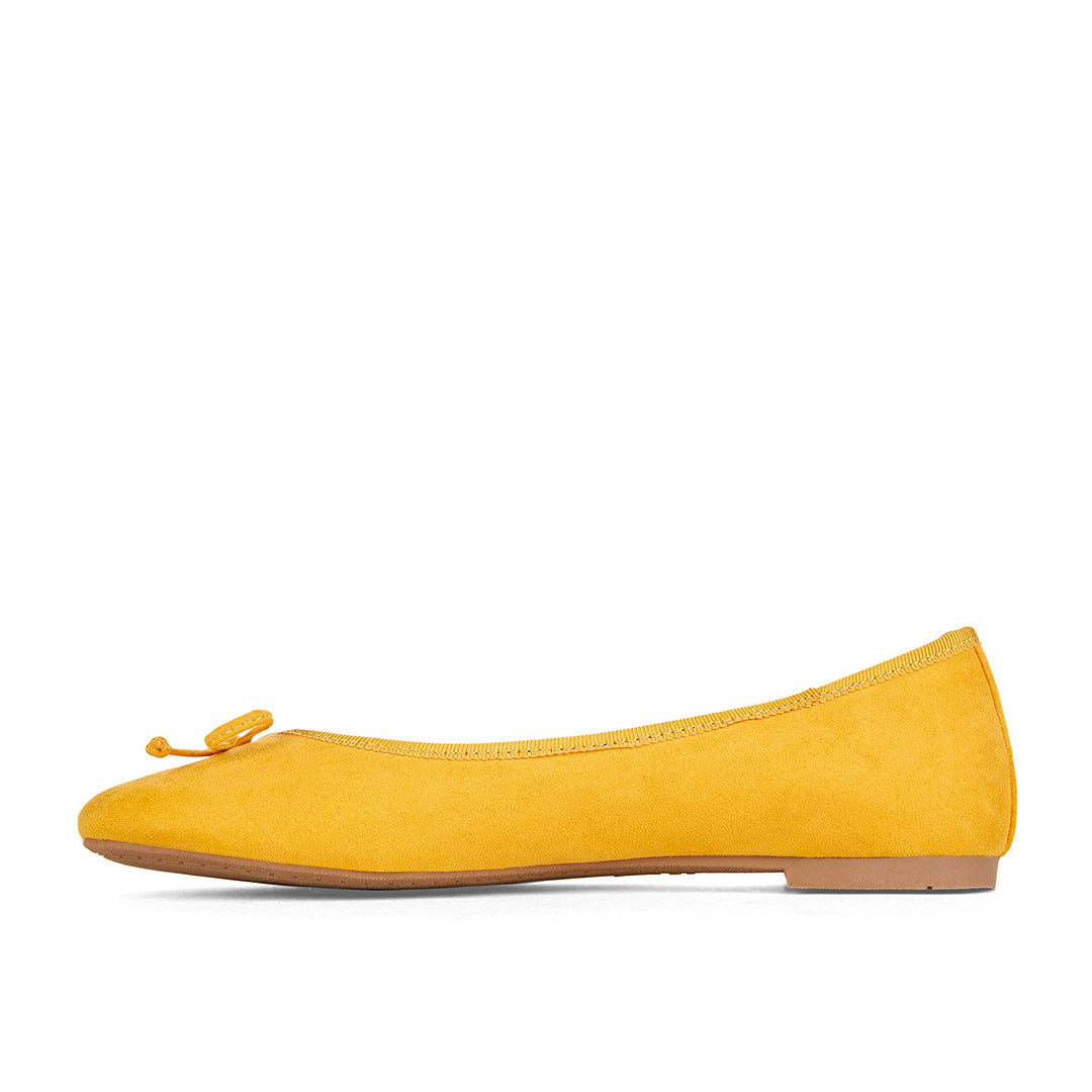 111144-64-mantraaii-02-Mantraa II-Women's Dress Shoes-Chelsee Girl-Yellow Shoes