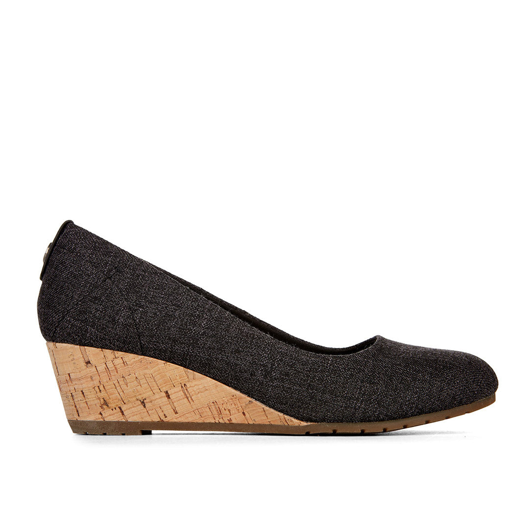 111188-47-seabird-01-111188-47-Seabird-Women's Dress Shoes-Chelsee Girl-Yellow Shoes