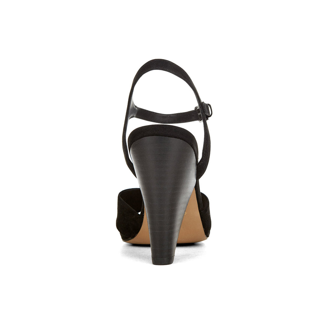 111293-01-dulcis-05-Dulcis-Women's Sandals-Chelsee Girl-Yellow Shoes