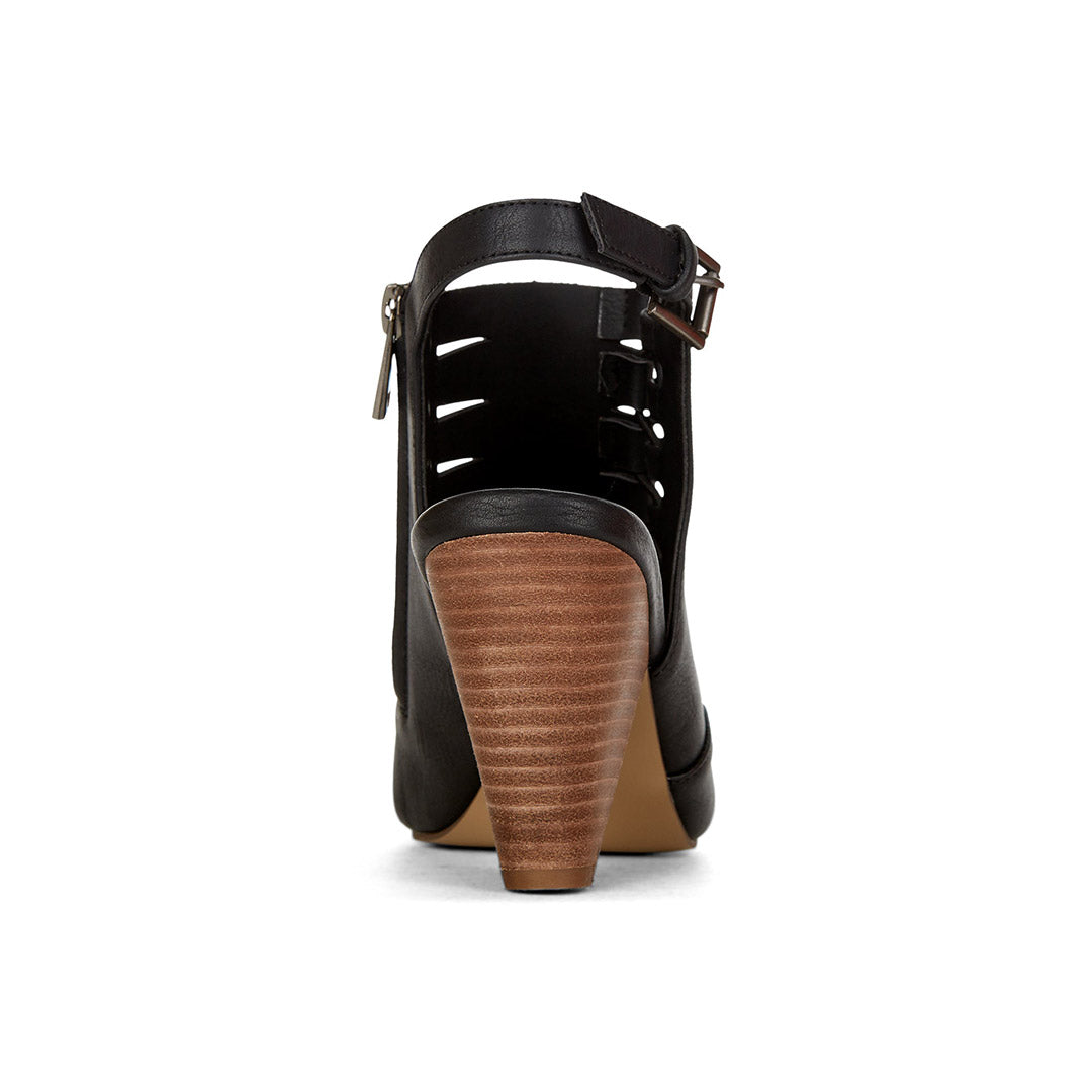 111326-01-soulmate-05-Soulmate-Women's Sandals-Chelsee Girl-Yellow Shoes