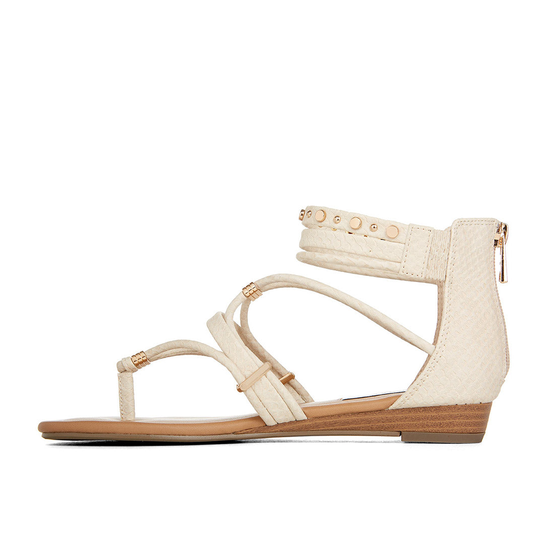 111337-21-stardust-02-Stardust-Women's Sandals-Chelsee Girl-Yellow Shoes
