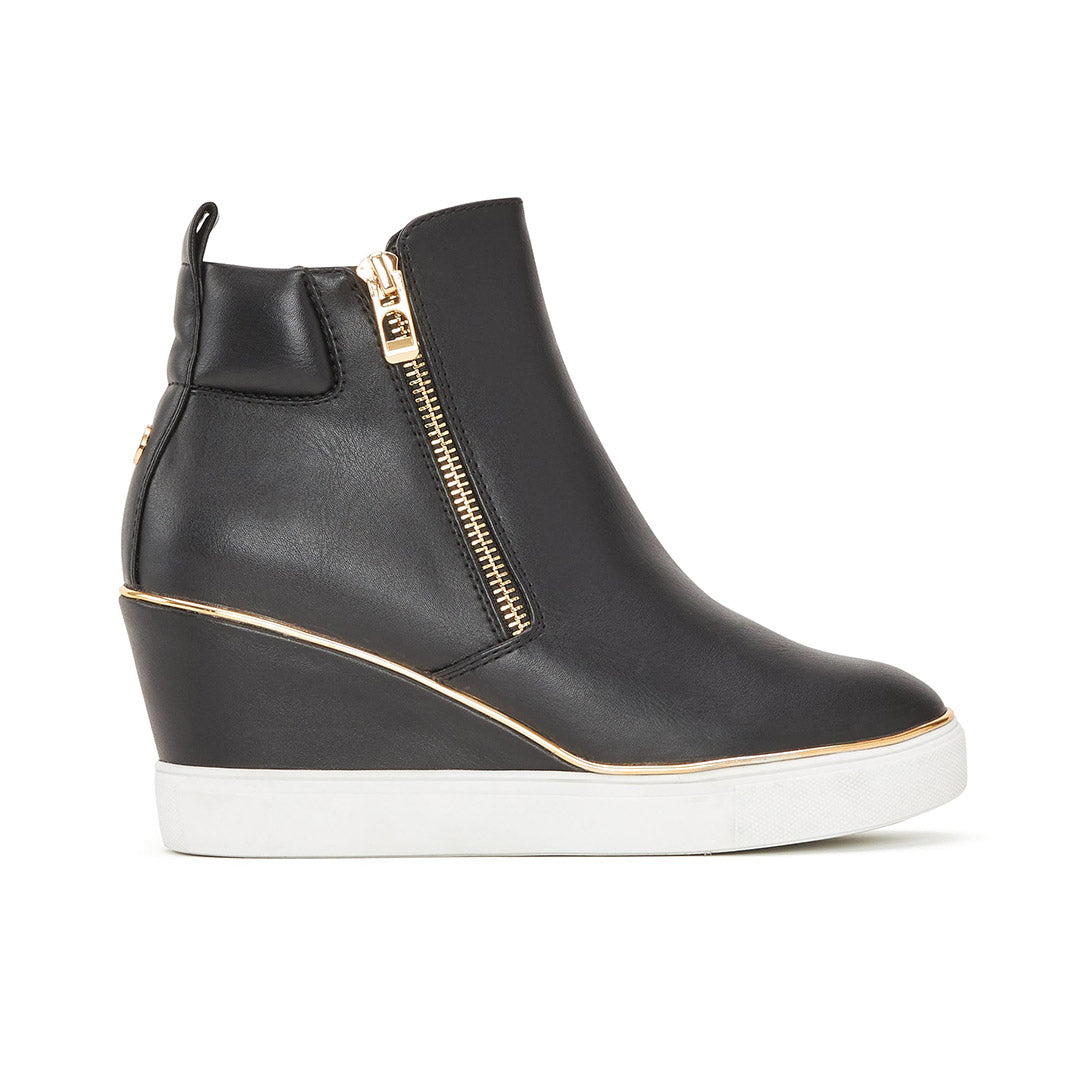 114270-06-FALLYN-1_a9c38a0c-b107-41bf-a4b6-d42de8cb0593-114270-01-Fallyn-Women's Casual Shoes-Chelsee Girl-Yellow Shoes