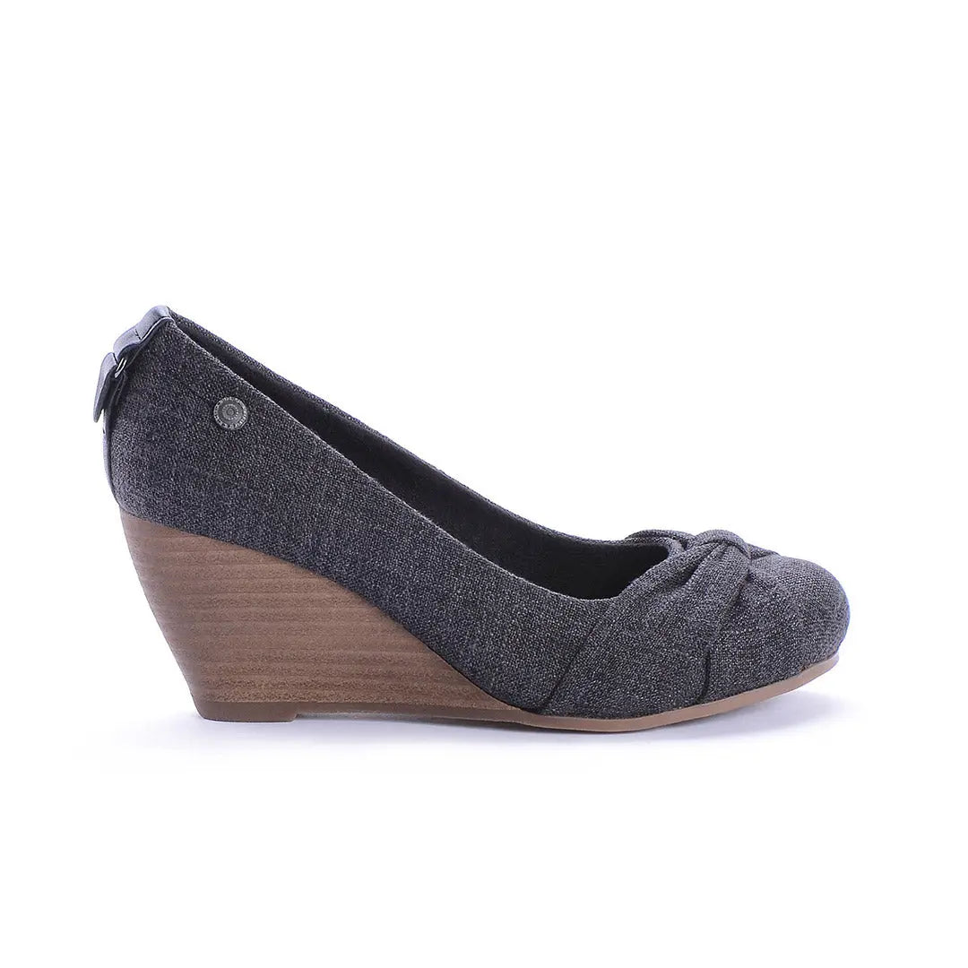 FREEBIRD-47-1_747e5737-68dd-4147-b552-8c6f27e3e985-104309-47-Freebird-Women's Shoes-CHELSEE GIRL-Yellow Shoes