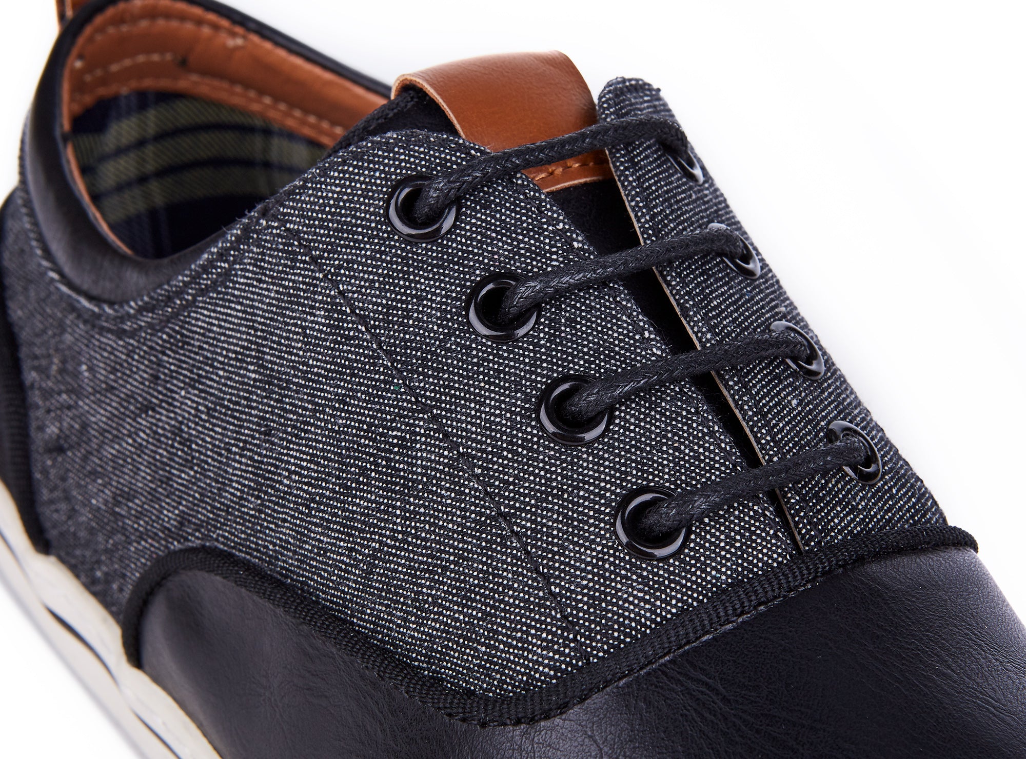 Yellow Shoes | Mens-Shoes-Casual-Laced | Patches | 