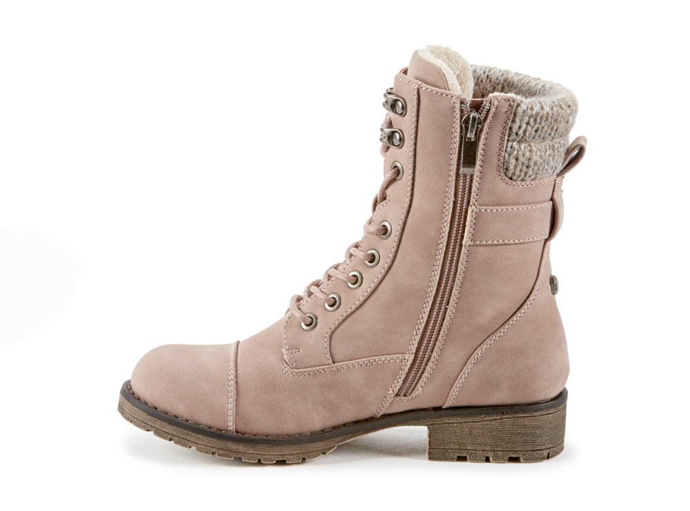 Yellow Shoes | Missy-Light Boots-Casual-Flat & Med. Shaft | Laurell | 