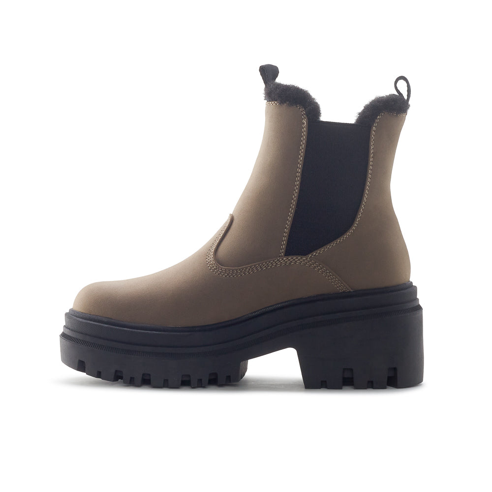 Yellow Shoes | Women's Winter Boots | LARGOT | 