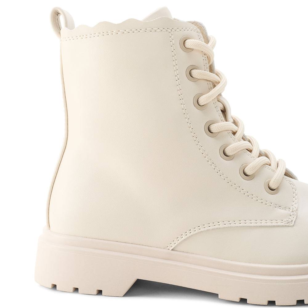 Yellow Shoes | Missy-Light Boots-Casual-Flat & Med. Shaft | MARGUERITE JR | 