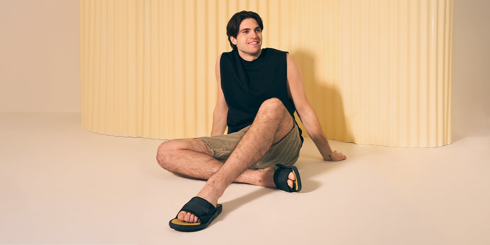 CUSTOM_CONTENT_MICAH-Yellow Shoes