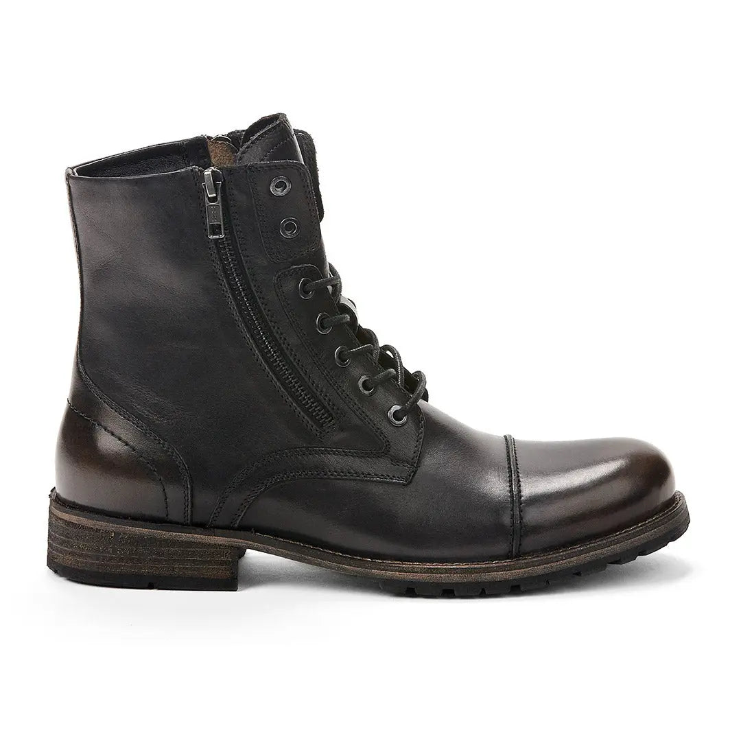 105664-07-volatile_21c0e641-dd91-47c0-b451-325a4011f0e4-1502700038-Volatile-Men's Fashion Light Boots-Riverstone-Yellow Shoes