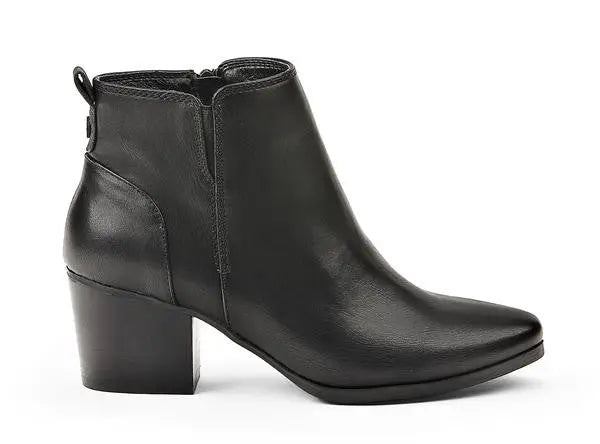 Yellow Shoes | Womens-Light Boots-Casual-Low Shaft & Med Heel | Trailblazer | 105666-01-trailblazer_grande_98562a4f-8a75-4edf-8452-97c557e27bf0-1502200044-Trailblazer-shoes-chelsee girl-Yellow Shoes