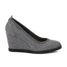 105791-05-atlas_fff8fa8c-8fe1-4f06-bf4c-cdf170a70d95-1517900070-Atlas-Women's Shoes-chelsee girl-Yellow Shoes