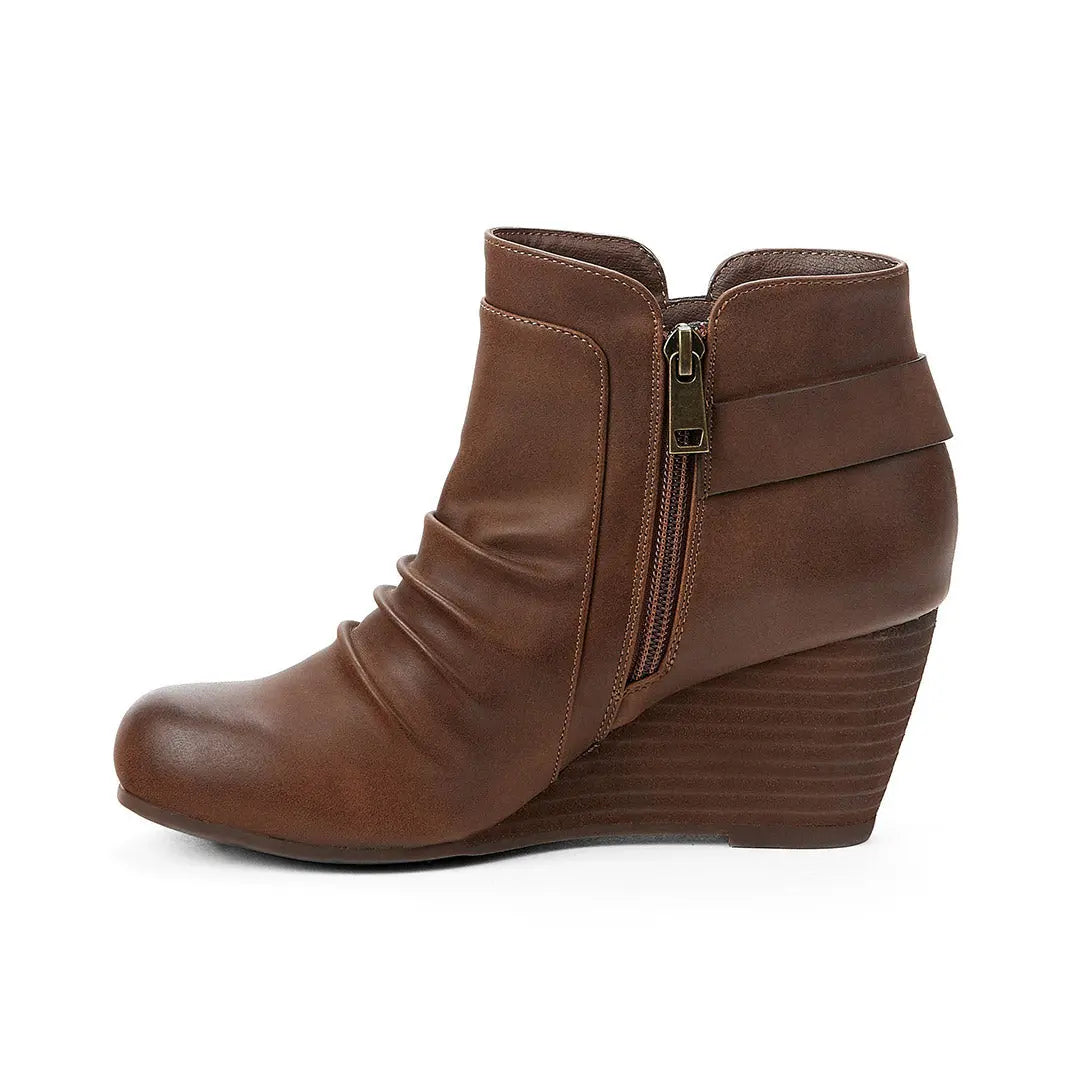 105809-31-hoss-3_d3ba4e60-4148-40d1-a0b6-50ec4e9fd709-Hoss-Women's Fashion Light Boots-chelsee girl-Yellow Shoes