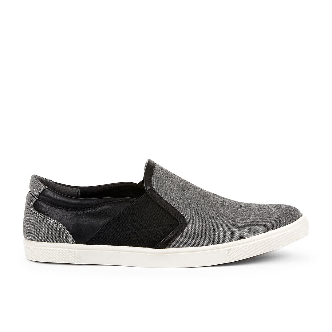 106674-05-crosstown_a37a2cf9-7242-4a1f-87b6-8f5ddf91cf34-1612700044-Crosstown-Men's Shoes-Riverstone-Yellow Shoes