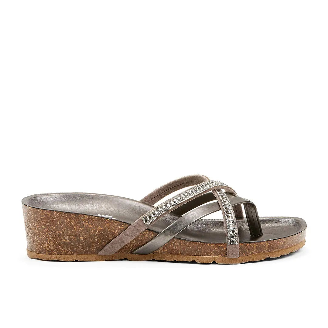 106894-79-albala_4dc3d182-a26f-411f-9183-e48c55950561-1630300073-Albala-Women's Sandals-Riverland Essentials-Yellow Shoes