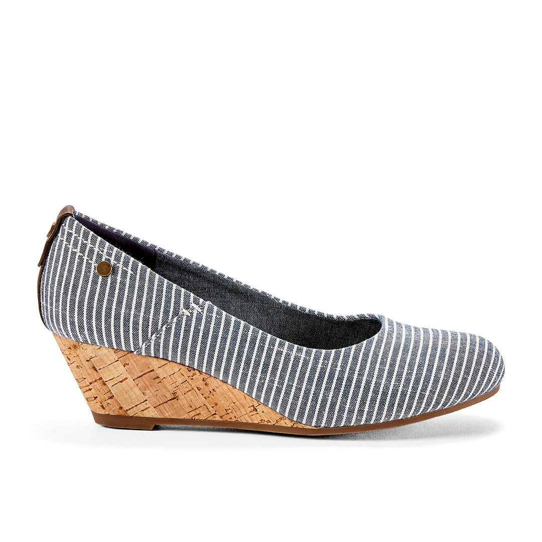 106993-41-majorca_bdafd8b3-c1bd-4a32-bb13-ab7e909947cc-106993-41-Majorca-Women's Dress Shoes-Chelsee Girl-Yellow Shoes