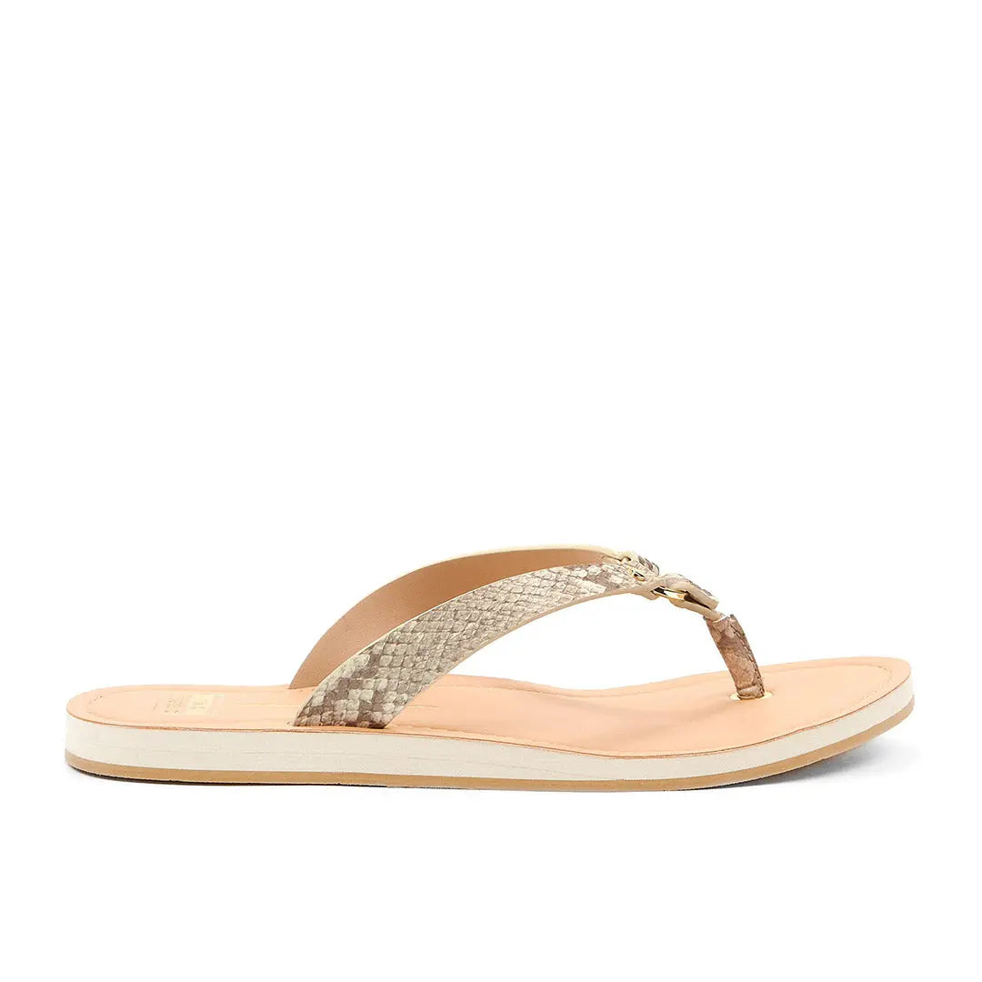 107049-21-alba_a479b6d2-be5a-45e8-bd23-73eaf2949748-1643000074-Alba-Women's Sandals-Chelsee Girl-Yellow Shoes