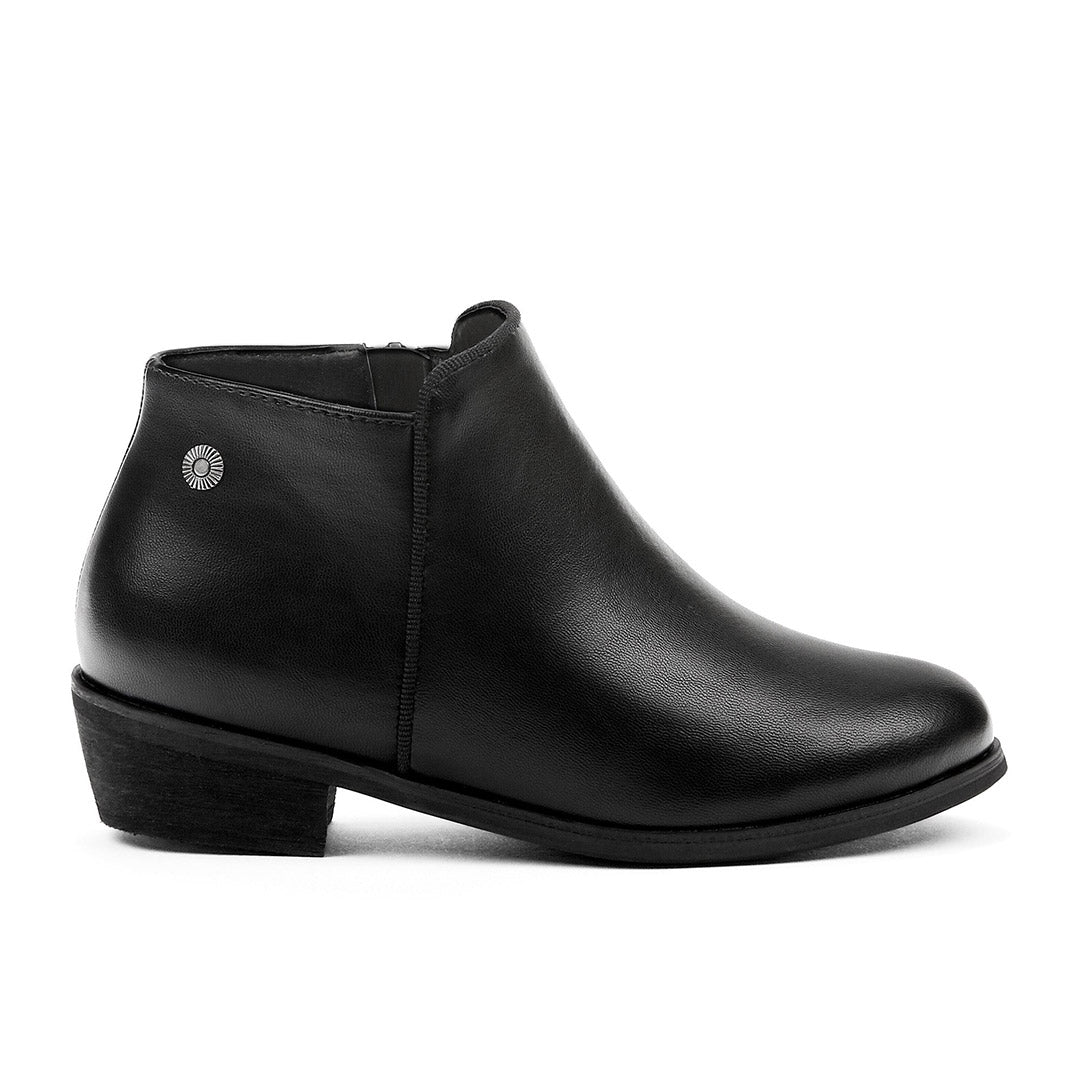 Yellow Shoes | Youth-Light Boots-Girls-Girls | Eleanor | 107239-01-eleanor_9fa40f5c-7466-4022-b7ea-4cf4b283a08f-1657100057-Eleanor-Toddler Kids Fashion Light Boots-Miss Chelsee-Yellow Shoes