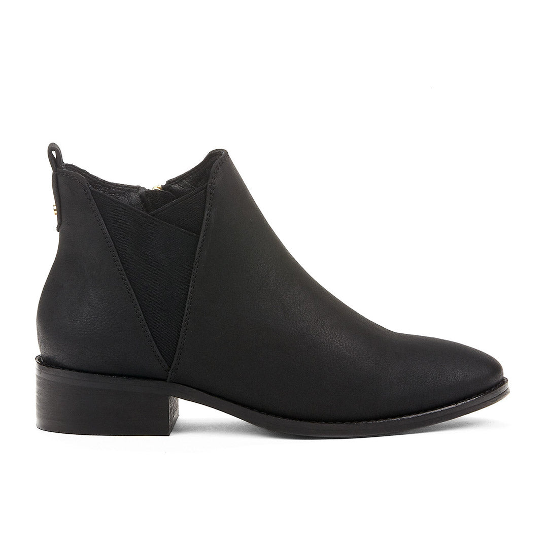 107885-01-address_427fd984-d83c-49c7-bb4f-ba833cf9f2f1-1722600050-Address-Women's Fashion Light Boots-Chelsee Girl-Yellow Shoes