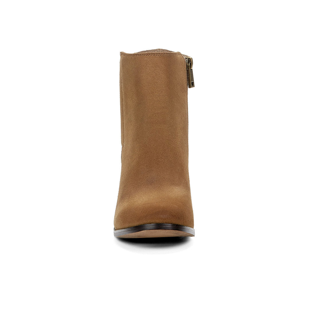 107891-31-taken-2_6b7b43c4-b917-4d47-8a0e-72d3b5e7a12e-Taken-Women's Fashion Light Boots-Chelsee Girl-Yellow Shoes