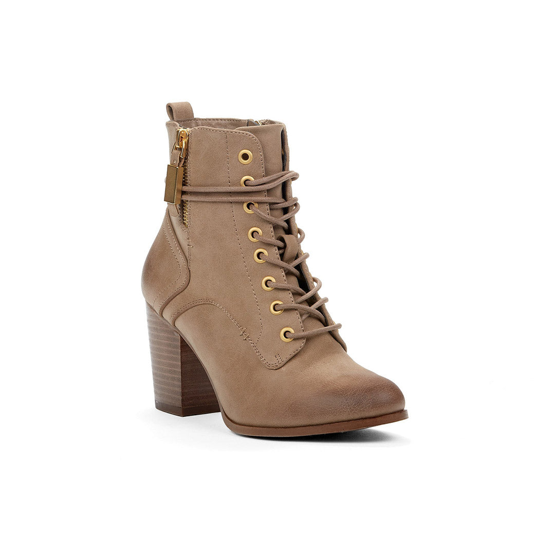 107896-25-range-1_07b55e32-8ad5-4ecb-8ff0-a4847ec37480-Range-Women's Fashion Light Boots-Chelsee Girl-Yellow Shoes