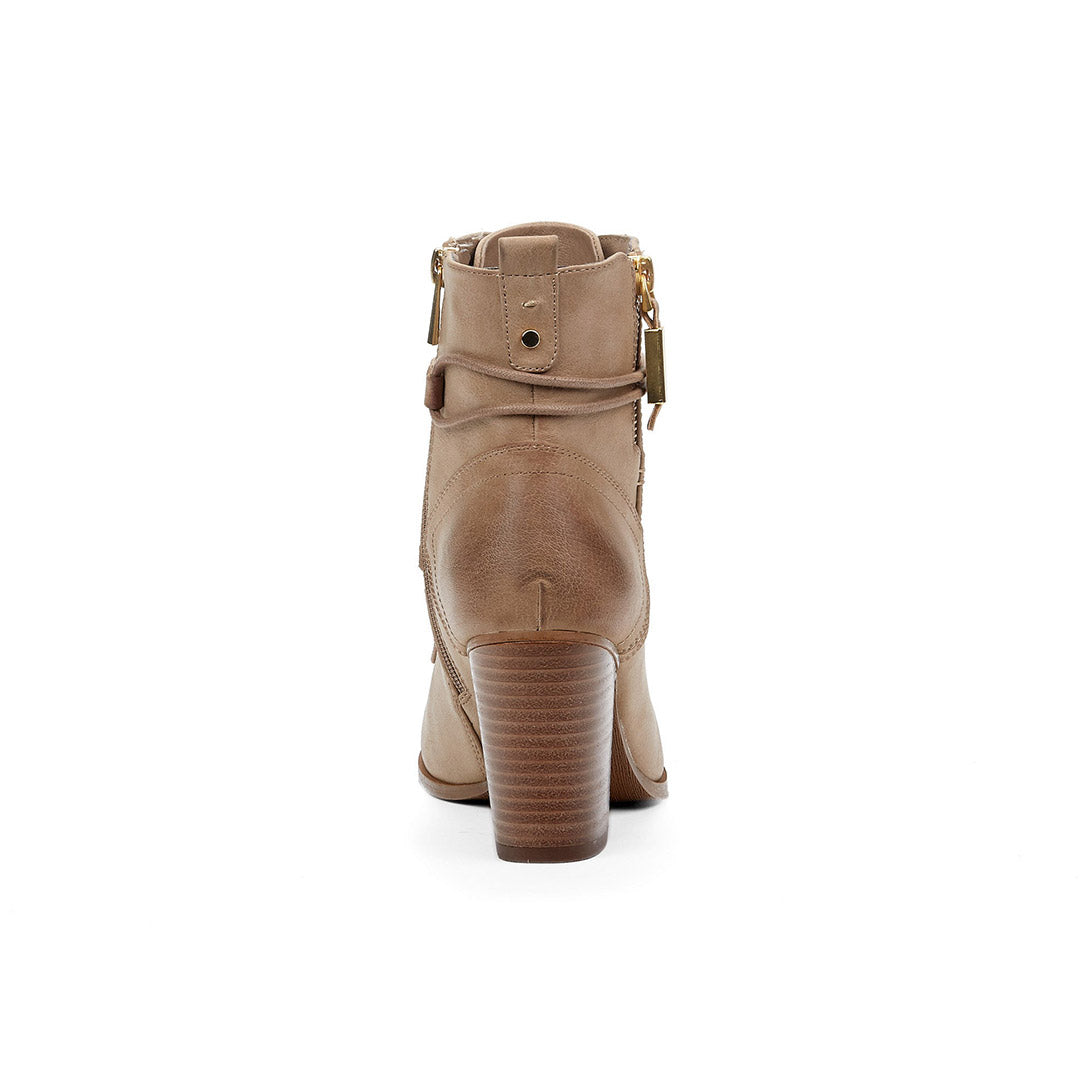 107896-25-range-4_29892635-e504-4685-8eca-d79ee0e31d56-Range-Women's Fashion Light Boots-Chelsee Girl-Yellow Shoes