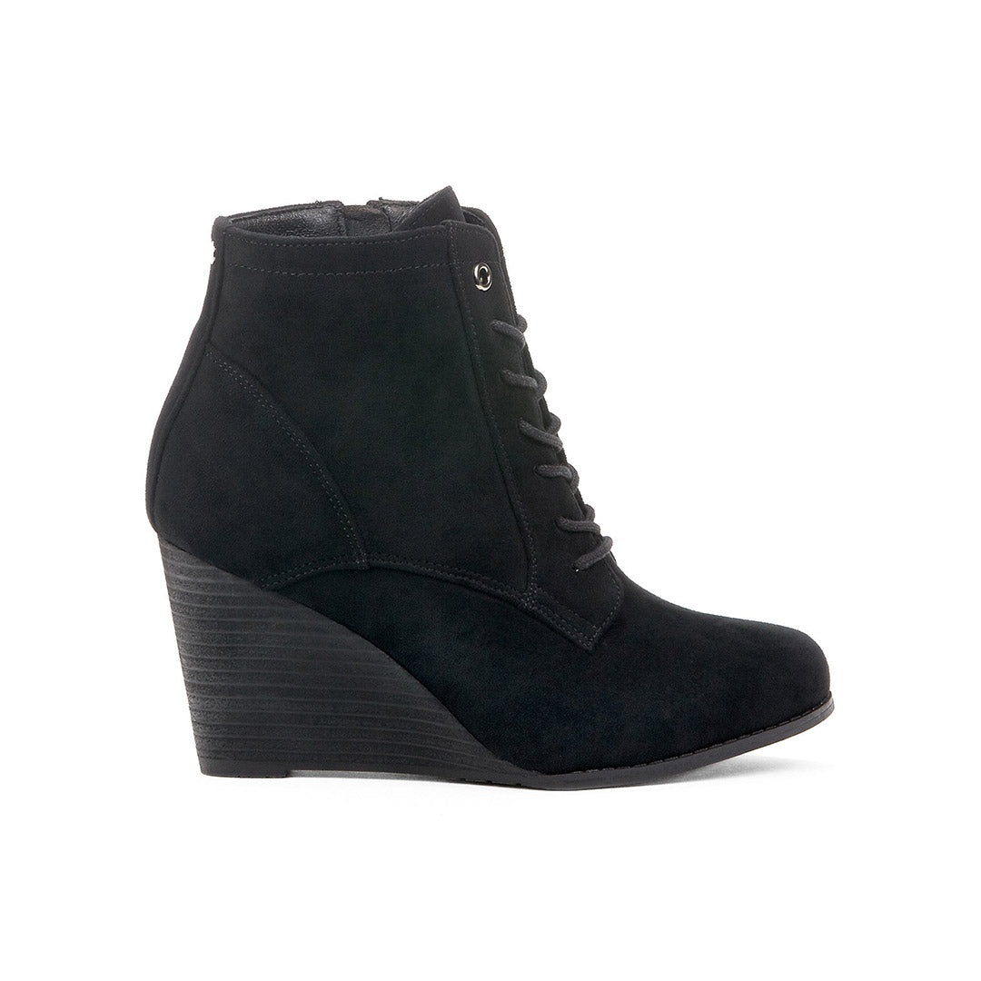 107978-01-firstdate_3d55ad11-b984-4a4f-a246-86e659e88d6b-1725600050-First Date-Women's Fashion Light Boots-Chelsee Girl-Yellow Shoes