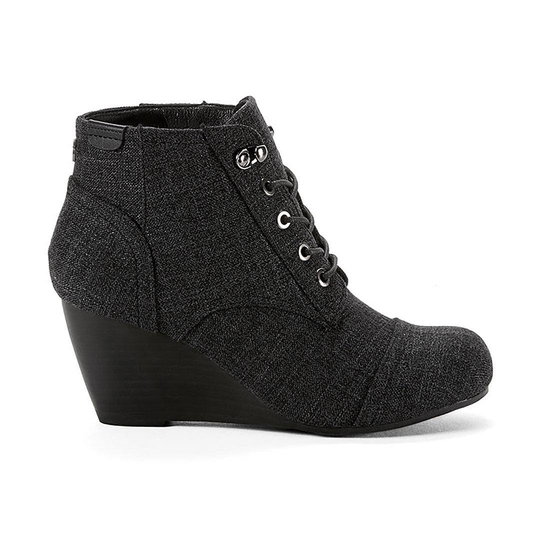 109134-01-lomitas-1842300050-Lomitas-Women's Fashion Light Boots-Chelsee Girl-Yellow Shoes