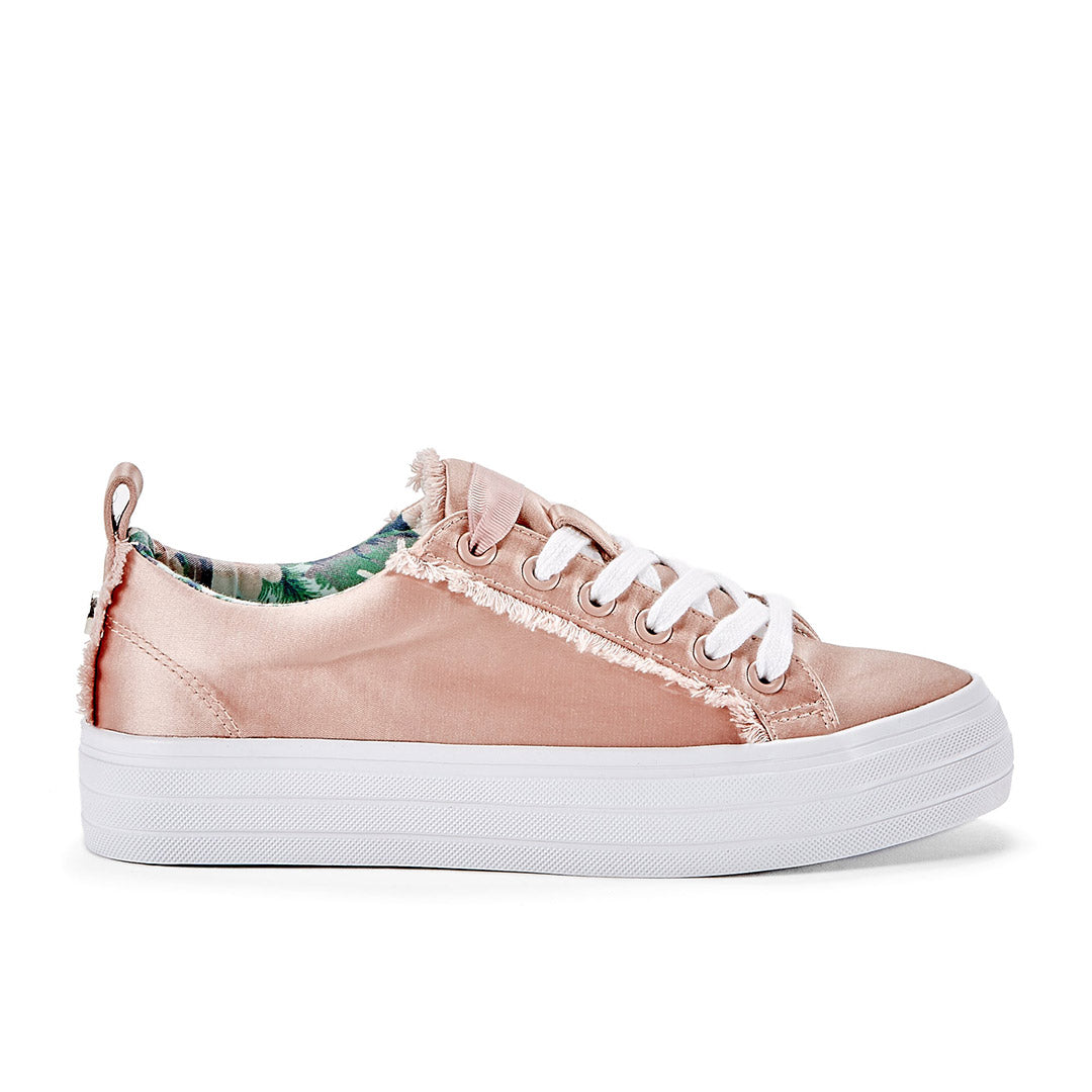 109161-68-nocturn-01_7b8dba39-a128-467a-a37f-36e8ef099bd4-1847400220-Nocturn-Women's Sneakers-Chelsee Girl-Yellow Shoes