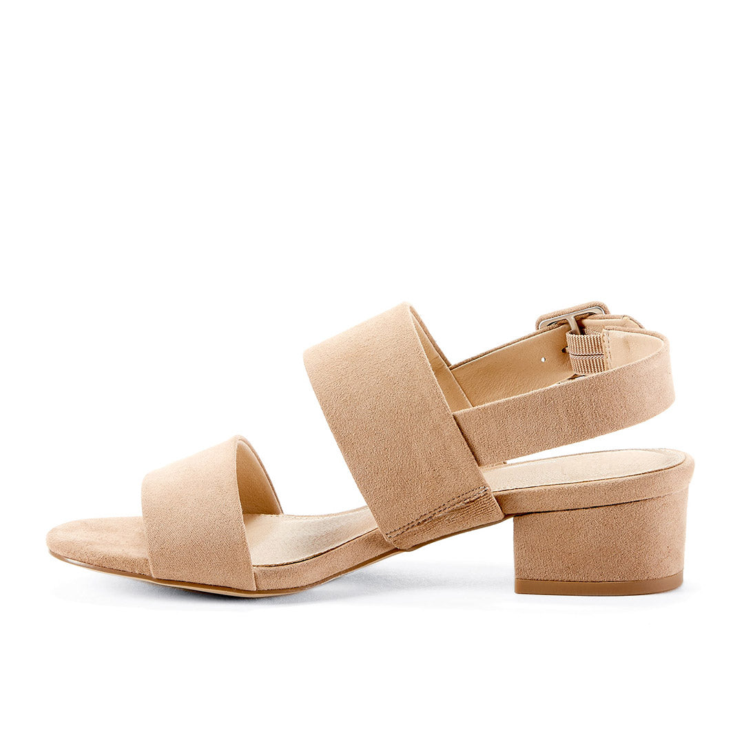 109207-30-tynaa-02_24f71add-62f5-4782-9ccf-4fde34616bbc-Tynaa-Women's Sandals-Chelsee Girl-Yellow Shoes