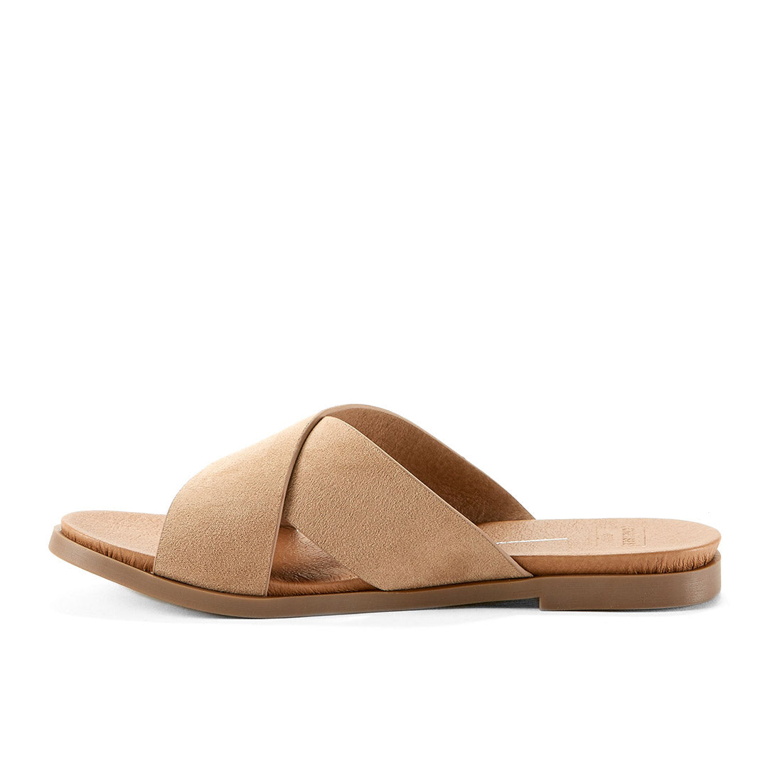 109304-30-arrivals-03_9f3cea79-02d2-47eb-9498-ff3801249c38-Arrivals-Women's Sandals-Chelsee Girl-Yellow Shoes