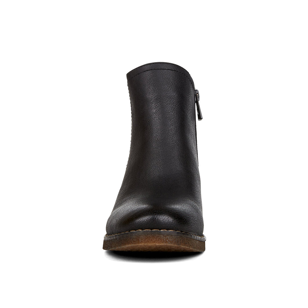 109651-01-roots-04_9355fda3-4d36-4e86-9255-8dd2976481ba-Roots-Women's Fashion Light Boots-Chelsee Girl-Yellow Shoes