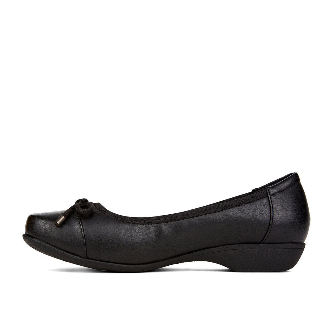 109709-01-emerson-02_654cc94e-9782-4eb8-9766-10cdd4cd6fb1-Emerson-Women's Comfort Shoes-Rl-Yellow Shoes