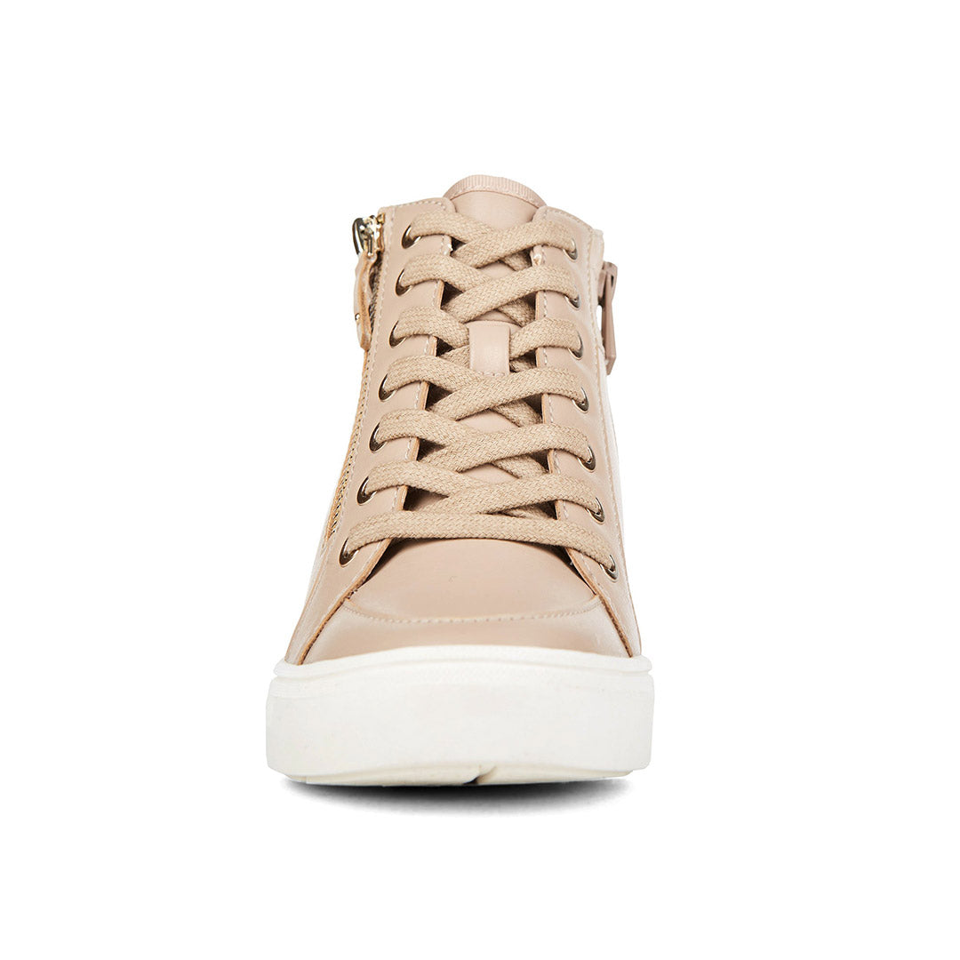 110308-68-saturday-04_39cb454a-6eb4-4424-8101-f1dd0cc722b9-Saturday-Women's Sneakers-Chelsee Girl-Yellow Shoes