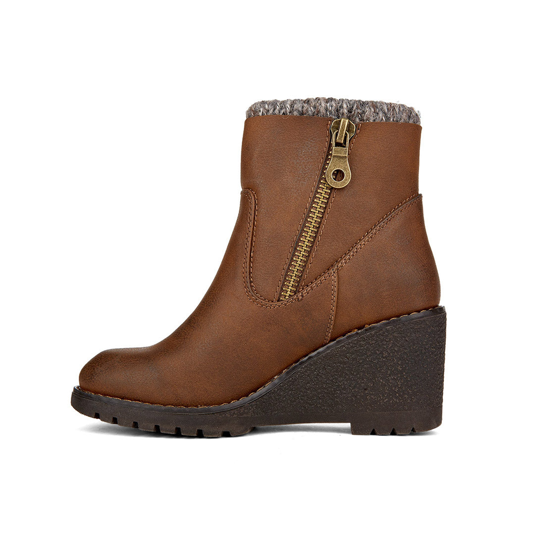 110379-31-jans-02-Jans-Women's Winter Boots-Chelsee Girl-Yellow Shoes